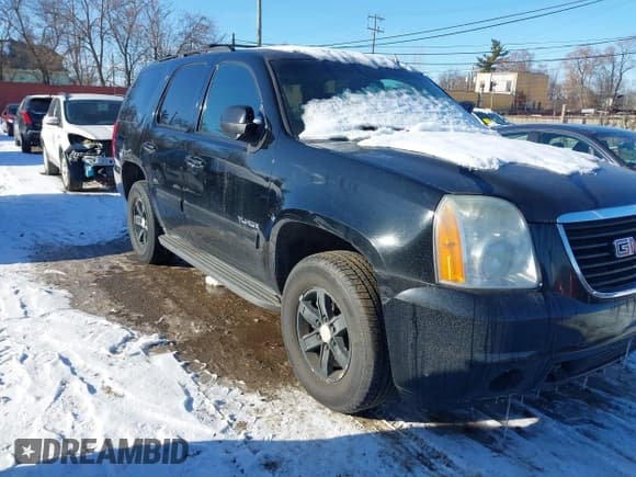 ✅ 2010 GMC Yukon • VIN: 1GKUKAE01AR114889 • Lot: 43828218. Wystawiony na IAAI z przebiegiem 217 994 mil. Bezpłatny archiwum sprzedaży aukcyjnych z USA i szczegółowy raport historii pojazdu na DreamBid. Zdjęcie 1.