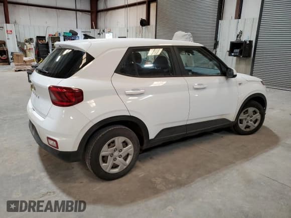 ✅ 2020 Hyundai Venue SE • VIN: KMHRB8A33LU033298 • Lot: 89113805. Listed on Copart with 165,520 mi. Free auction sales archive from the USA and detailed vehicle history report at DreamBid. Image 3.