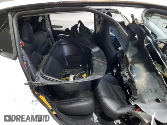 ✅ 2025 Tesla Model Y Long Range • VIN: 7SAYGDED7SF219661 • Лот: 81335665. Опубликован ранее на Copart с пробегом Не указан. Бесплатный доступ к архиву аукционных продаж из США и подробный отчёт об истории автомобиля на DreamBid. Изображение 10.