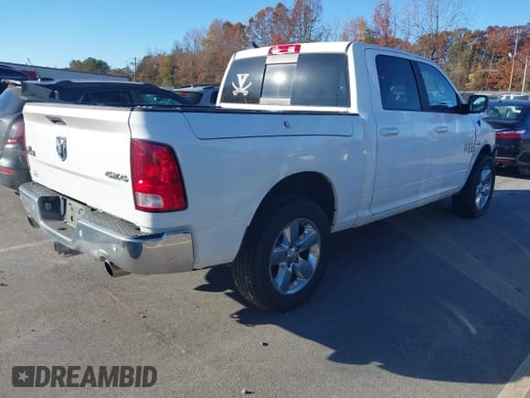 ✅ 2019 Ram 1500 SLT • VIN: 1C6RR7LT8KS524829 • Lot: 43660679. Listed on IAAI with 259,873 mi. Free auction sales archive from the USA and detailed vehicle history report at DreamBid. Image 4.