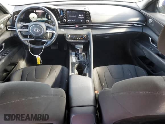 ✅ 2021 Hyundai Elantra SEL • VIN: 5NPLS4AG5MH030744 • Лот: 86331985. Размещён на Copart с пробегом 122 074 миль миль. Получите бесплатный доступ к архиву аукционных продаж из США и посмотрите подробный отчёт об истории автомобиля на DreamBid. Изображение 8.