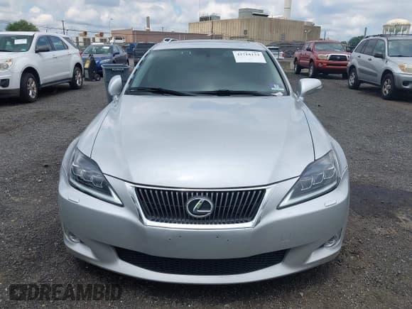 ✅ 2010 Lexus IS 250 • VIN: JTHCF5C29A5039078 • Lot: 42718134. Wystawiony na IAAI z przebiegiem 141 990 mil. Bezpłatny archiwum sprzedaży aukcyjnych z USA i szczegółowy raport historii pojazdu na DreamBid. Zdjęcie 12.