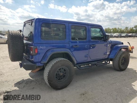 ✅ 2018 Jeep Wrangler Unlimited Sahara • VIN: 1C4HJXEN5JW215823 • Lot: 89481955. Listed on Copart with 102,531 mi. Free auction sales archive from the USA and detailed vehicle history report at DreamBid. Image 3.