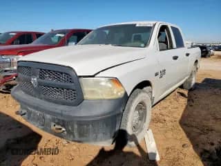 2019 Ram 1500 Tradesman z VIN 1C6RR7ST9KS672201, wystawiony jako Copart lot #82155275 z przebiegiem 136 786 mil mil oraz Szkoda całkowita • Salvage title. Historia ofert i sprzedaży dostępna na DreamBid. Obrazek 1.