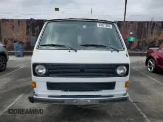 ✅ 1982 Volkswagen Vanagon • VIN: WV2ZG0252CH073051 • Lot: 54021805. Wystawiony na Copart z przebiegiem Nie podano. Bezpłatny archiwum sprzedaży aukcyjnych z USA i szczegółowy raport historii pojazdu na DreamBid. Zdjęcie 5.