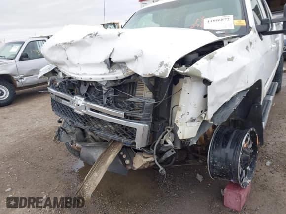 ✅ 2011 Chevrolet Silverado 2500HD LTZ • VIN: 1GC1KYC85BF127809 • Lot: 41846872. Listed on IAAI with 247,513 mi. Free auction sales archive from the USA and detailed vehicle history report at DreamBid. Image 6.