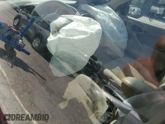 ✅ 2003 Ford Focus SE • VIN: 1FAFP34P13W134344 • Лот: 80362335. Опубликован ранее на Copart с пробегом Не указан. Бесплатный доступ к архиву аукционных продаж из США и подробный отчёт об истории автомобиля на DreamBid. Изображение 8.