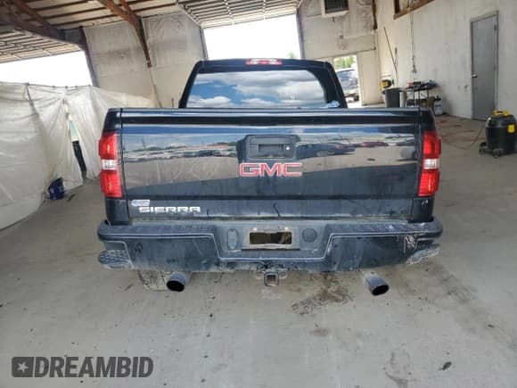 ✅ 2017 GMC Sierra 1500 • VIN: 1GTV2LEC4HZ356138 • Lot: 68368835. Wystawiony na Copart z przebiegiem 118 508 mil. Bezpłatny archiwum sprzedaży aukcyjnych z USA i szczegółowy raport historii pojazdu na DreamBid. Zdjęcie 6.