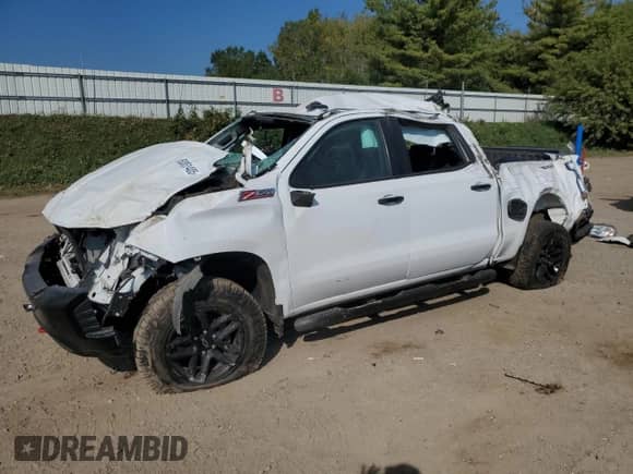 2021 Chevrolet Silverado 1500 LT Trail Boss z VIN 1GCPYFEDXMZ121805, wystawiony jako Copart lot #80851405 z przebiegiem 80 562 mil mil oraz Nie do naprawy • Non repairable. Historia ofert i sprzedaży dostępna na DreamBid. Obrazek 1.