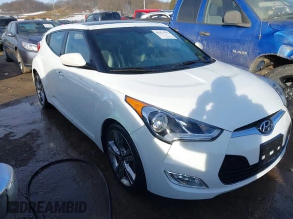 ✅ 2016 Hyundai Veloster • VIN: KMHTC6AD6GU252598 • Lot: 41453543. Wystawiony na IAAI z przebiegiem 117 625 mil. Bezpłatny archiwum sprzedaży aukcyjnych z USA i szczegółowy raport historii pojazdu na DreamBid. Zdjęcie 1.