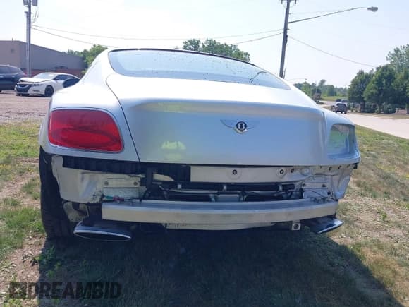 ✅ 2016 Bentley Continental GT • VIN: SCBFU7ZA8GC057190 • Lot: 42757257. Listed on IAAI with 60,413 mi. Free auction sales archive from the USA and detailed vehicle history report at DreamBid. Image 6.
