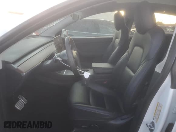 ✅ 2022 Tesla Model Y Performance • VIN: 7SAYGDEF8NF490332 • Lot: 71229425. Listed on Copart with 77,145 mi. Free auction sales archive from the USA and detailed vehicle history report at DreamBid. Image 7.