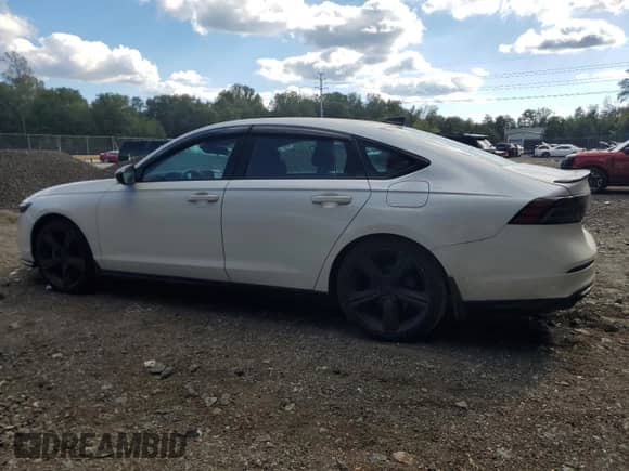 2023 Honda Accord Sport-L с VIN 1HGCY2F74PA056308, выставлен на аукционе Copart как лот 70907925 с пробегом 49 386 миль миль и Списание • Salvage title. История ставок и продаж доступна на DreamBid. Изображение 2.