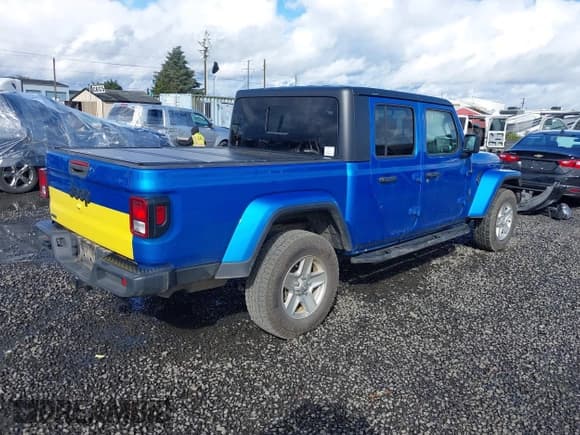 ✅ 2022 Jeep Gladiator Willys • VIN: 1C6JJTAM4NL130350 • Лот: 41964484. Опубликован ранее на IAAI с пробегом Не указан. Бесплатный доступ к архиву аукционных продаж из США и подробный отчёт об истории автомобиля на DreamBid. Изображение 4.