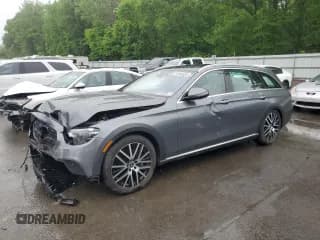 ✅ 2023 Mercedes-Benz E 450 • VIN: W1KZH6AB1PB183755 • Lot: 57096665. Listed on Copart with 24,960 mi. Free auction sales archive from the USA and detailed vehicle history report at DreamBid. Image 1.