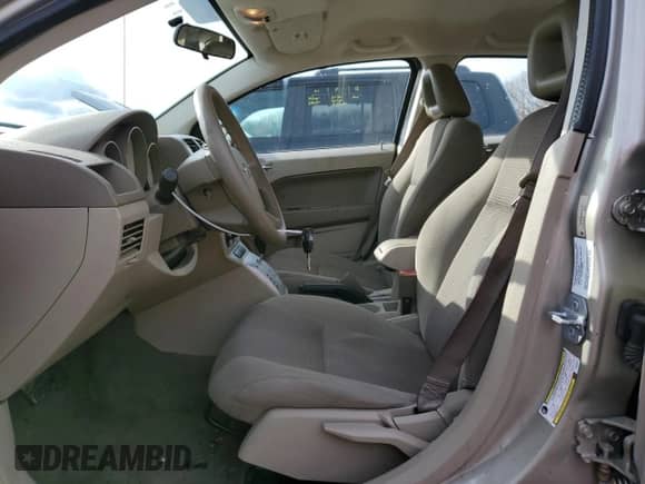 2009 Dodge Caliber SXT с VIN 1B3HB48A99D200237, выставлен на аукционе Copart как лот 82395814 с пробегом 109 192 миль миль и Чистый • Clean title. История ставок и продаж доступна на DreamBid. Изображение 7.