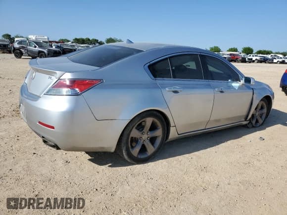 ✅ 2014 Acura TL Advance • VIN: 19UUA8F74EA007053 • Лот: 52009595. Опубликован ранее на Copart с пробегом 70 047 миль. Бесплатный доступ к архиву аукционных продаж из США и подробный отчёт об истории автомобиля на DreamBid. Изображение 3.