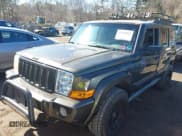 ✅ 2006 Jeep Commander • VIN: 1J8HG48KX6C195357 • Lot: 41525843. Wystawiony na IAAI z przebiegiem 158 235 mil. Bezpłatny archiwum sprzedaży aukcyjnych z USA i szczegółowy raport historii pojazdu na DreamBid. Zdjęcie 2.