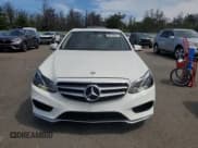 ✅ 2015 Mercedes-Benz E 350 Luxury • VIN: WDDHF8JBXFB133514 • Lot: 68119255. Wystawiony na Copart z przebiegiem 81 763 mil. Bezpłatny archiwum sprzedaży aukcyjnych z USA i szczegółowy raport historii pojazdu na DreamBid. Zdjęcie 5.