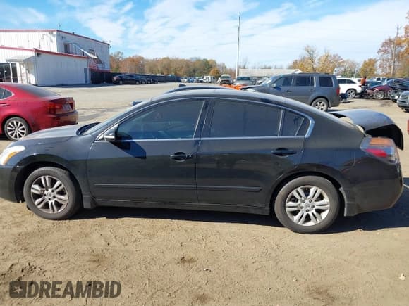 ✅ 2011 Nissan Altima S • VIN: 1N4AL2AP2BN461506 • Лот: 43506718. Опубликован ранее на IAAI с пробегом 188 117 миль. Бесплатный доступ к архиву аукционных продаж из США и подробный отчёт об истории автомобиля на DreamBid. Изображение 14.