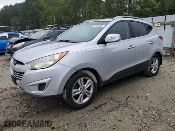 ✅ 2012 Hyundai Tucson Limited • VIN: KM8JUCAC0CU453997 • Лот: 80983605. Размещён на Copart с пробегом 220 192 миль миль. Получите бесплатный доступ к архиву аукционных продаж из США и посмотрите подробный отчёт об истории автомобиля на DreamBid. Изображение 1.