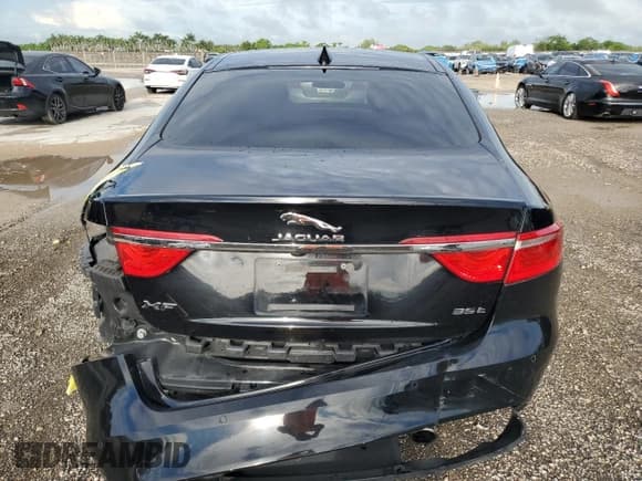 ✅ 2016 Jaguar XF 35t Premium • VIN: SAJBD4BV1GCY14391 • Lot: 80477475. Listed on Copart with 79,930 mi. Free auction sales archive from the USA and detailed vehicle history report at DreamBid. Image 6.