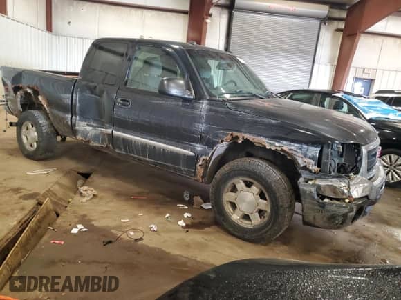 2004 GMC Sierra 1500 SLE with VIN 1GTEK19T74E149226, listed as a Copart auction lot 86442915 with 255,710 mi miles and Clean title. Bid and sale history available at DreamBid. Image 4.