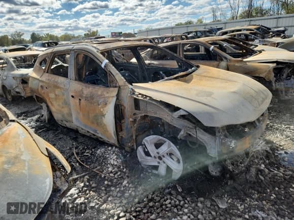 ✅ 2023 Hyundai Tucson SEL • VIN: 5NMJF3AE3PH288072 • Lot: 91652115. Wystawiony na Copart z przebiegiem Nie podano. Bezpłatny archiwum sprzedaży aukcyjnych z USA i szczegółowy raport historii pojazdu na DreamBid. Zdjęcie 4.