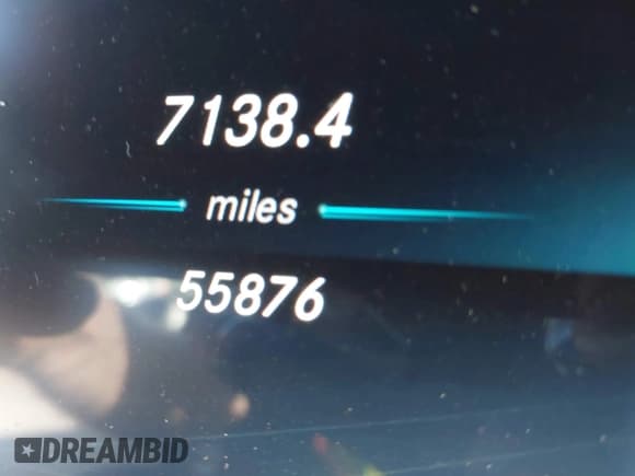 ✅ 2020 Mercedes-Benz E 63 S AMG • VIN: WDDZF8KB0LA750201 • Лот: 41266357. Опубликован ранее на IAAI с пробегом 55 876 миль. Бесплатный доступ к архиву аукционных продаж из США и подробный отчёт об истории автомобиля на DreamBid. Изображение 15.