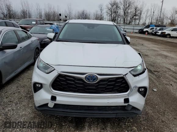 ✅ 2022 Toyota Highlander Hybrid LE • VIN: 5TDZARAH2NS511839 • Lot: 51715975. Wystawiony na Copart z przebiegiem 162 228 mil. Bezpłatny archiwum sprzedaży aukcyjnych z USA i szczegółowy raport historii pojazdu na DreamBid. Zdjęcie 5.