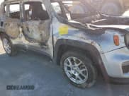 ✅ 2020 Jeep Renegade Latitude • VIN: ZACNJABBXLPL43675 • Lot: 86631805. Wystawiony na Copart z przebiegiem Nie podano. Bezpłatny archiwum sprzedaży aukcyjnych z USA i szczegółowy raport historii pojazdu na DreamBid. Zdjęcie 12.