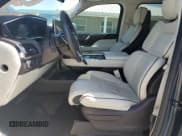 ✅ 2021 Lincoln Navigator Black Label • VIN: 5LMJJ3TT9MEL16717 • Лот: 51939315. Опубликован ранее на Copart с пробегом 56 137 миль. Бесплатный доступ к архиву аукционных продаж из США и подробный отчёт об истории автомобиля на DreamBid. Изображение 7.