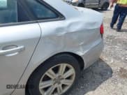 ✅ 2011 Audi A4 Premium • VIN: WAUBFAFLXBN019981 • Лот: 43049315. Опубликован ранее на IAAI с пробегом 178 736 миль. Бесплатный доступ к архиву аукционных продаж из США и подробный отчёт об истории автомобиля на DreamBid. Изображение 6.