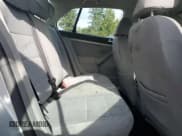 ✅ 2008 Volkswagen Jetta S • VIN: 3VWJM71K58M089880 • Lot: 82493175. Wystawiony na Copart z przebiegiem 120 113 mil. Bezpłatny archiwum sprzedaży aukcyjnych z USA i szczegółowy raport historii pojazdu na DreamBid. Zdjęcie 10.