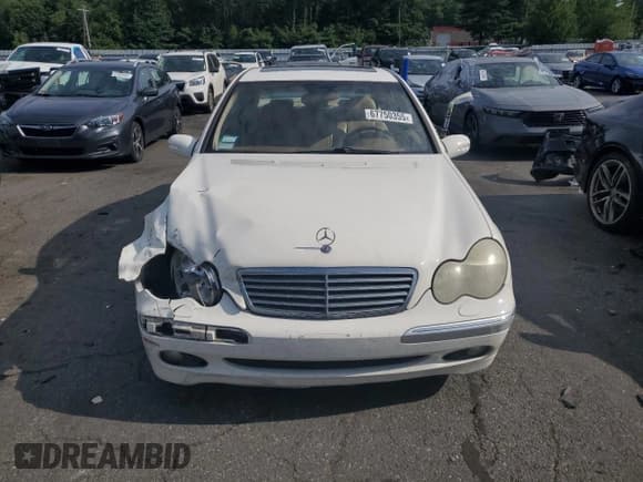 ✅ 2003 Mercedes-Benz C 240 • VIN: WDBRF81J53F363244 • Lot: 67750355. Wystawiony na Copart z przebiegiem Nie podano. Bezpłatny archiwum sprzedaży aukcyjnych z USA i szczegółowy raport historii pojazdu na DreamBid. Zdjęcie 5.