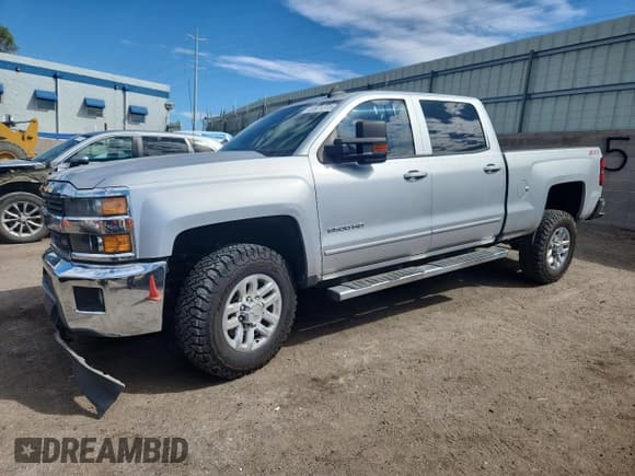 ✅ 2016 Chevrolet Silverado 2500HD LT • VIN: 1GC1KVEG7GF157940 • Лот: 81871315. Опубликован ранее на Copart с пробегом 36 663 миль. Бесплатный доступ к архиву аукционных продаж из США и подробный отчёт об истории автомобиля на DreamBid. Изображение 1.