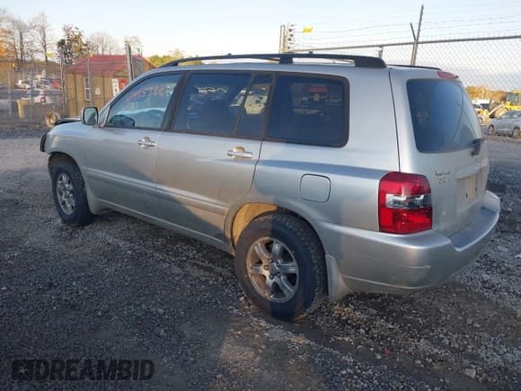 ✅ 2006 Toyota Highlander w/3rd Row • VIN: JTEDP21A660111706 • Лот: 43485322. Опубликован ранее на IAAI с пробегом 242 669 миль. Бесплатный доступ к архиву аукционных продаж из США и подробный отчёт об истории автомобиля на DreamBid. Изображение 3.