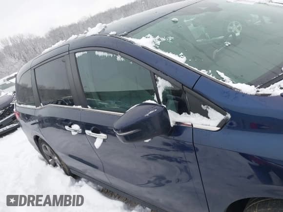 ✅ 2021 Honda Odyssey EX • VIN: 5FNRL6H56MB028779 • Lot: 43796865. Listed on IAAI with 299,640 mi. Free auction sales archive from the USA and detailed vehicle history report at DreamBid. Image 13.