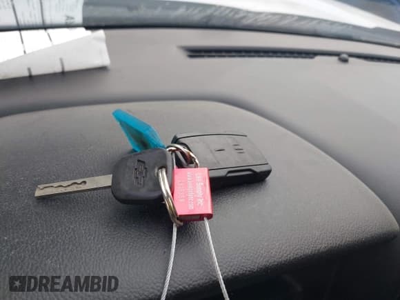 ✅ 2017 Chevrolet Silverado 1500 Work Truck • VIN: 1GCVKNEC7HZ284721 • Лот: 42830173. Опубликован ранее на IAAI с пробегом 126 724 миль. Бесплатный доступ к архиву аукционных продаж из США и подробный отчёт об истории автомобиля на DreamBid. Изображение 11.