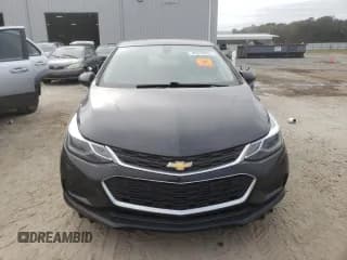 ✅ 2018 Chevrolet Cruze LT • VIN: 1G1BE5SM2J7121766 • Lot: 68550622. Wystawiony na Copart z przebiegiem 99 202 mil. Bezpłatny archiwum sprzedaży aukcyjnych z USA i szczegółowy raport historii pojazdu na DreamBid. Zdjęcie 5.