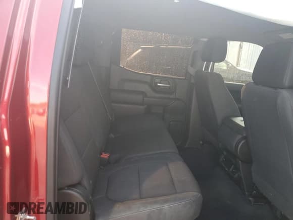 ✅ 2020 Chevrolet Silverado 1500 Custom • VIN: 1GCPWBEF8LZ146183 • Lot: 69061235. Wystawiony na Copart z przebiegiem 86 390 mil. Bezpłatny archiwum sprzedaży aukcyjnych z USA i szczegółowy raport historii pojazdu na DreamBid. Zdjęcie 10.