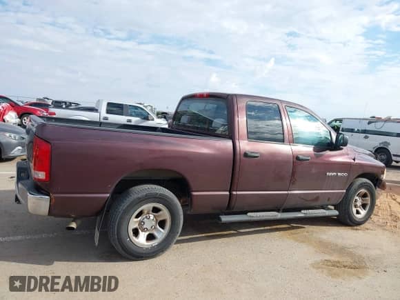 2005 Dodge 1500 SLT с VIN 1D7HA18DX5S152902, выставлен на аукционе IAAI как лот 43381350 с пробегом 211 009 миль миль и . История ставок и продаж доступна на DreamBid. Изображение 13.