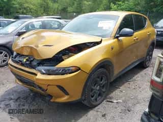 2024 Dodge Hornet GT z VIN ZACNDFAN4R3A41186, wystawiony jako IAAI lot #42193718 z przebiegiem 22 029 mil mil oraz . Historia ofert i sprzedaży dostępna na DreamBid. Obrazek 2.