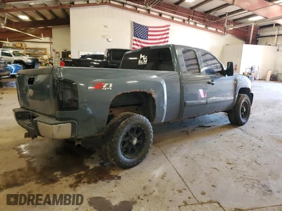 ✅ 2008 Chevrolet Silverado 1500 1LT • VIN: 1GCEK19068E120070 • Lot: 74553724. Listed on Copart with 207,558 mi. Free auction sales archive from the USA and detailed vehicle history report at DreamBid. Image 3.