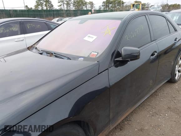 ✅ 2015 Mercedes-Benz E 350 Sport • VIN: WDDHF5KB5FB139895 • Lot: 41809166. Wystawiony na IAAI z przebiegiem Nie podano. Bezpłatny archiwum sprzedaży aukcyjnych z USA i szczegółowy raport historii pojazdu na DreamBid. Zdjęcie 6.