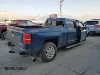 2015 Chevrolet Silverado 3500HD High Country с VIN 1GC4K1E85FF599564, выставлен на аукционе Copart как лот 83103914 с пробегом Не указан миль и Списание • Salvage title. История ставок и продаж доступна на DreamBid. Изображение 3.