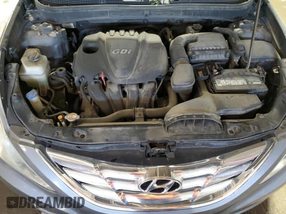 ✅ 2011 Hyundai Sonata SE • VIN: 5NPEC4AC2BH126928 • Lot: 70359744. Listed on Copart with 182,559 mi. Free auction sales archive from the USA and detailed vehicle history report at DreamBid. Image 11.