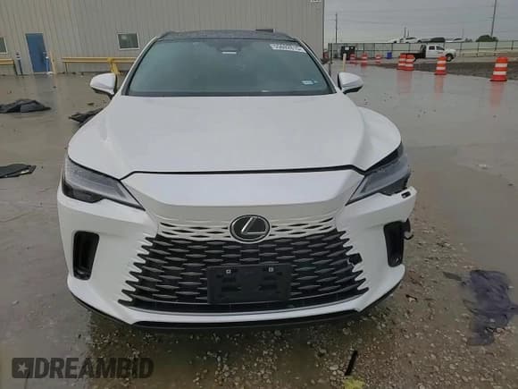 ✅ 2024 Lexus RX 450h+ Luxury • VIN: JTJCJMGA8R2011729 • Lot: 55692615. Wystawiony na Copart z przebiegiem Nie podano. Bezpłatny archiwum sprzedaży aukcyjnych z USA i szczegółowy raport historii pojazdu na DreamBid. Zdjęcie 13.