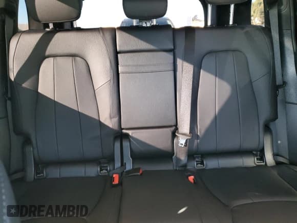 ✅ 2023 Mercedes-Benz GLB 250 • VIN: W1N4M4GB9PW316131 • Lot: 93076365. Listed on Copart with 45,098 mi. Free auction sales archive from the USA and detailed vehicle history report at DreamBid. Image 10.