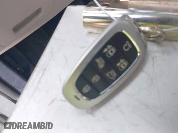 2025 Hyundai Palisade Calligraphy z VIN KM8R74GE8SU828199, wystawiony jako IAAI lot #41939641 z przebiegiem 16 939 mil mil oraz . Historia ofert i sprzedaży dostępna na DreamBid. Obrazek 11.